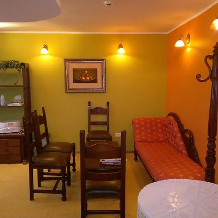 Guest house Jaeneda Guesthouse *